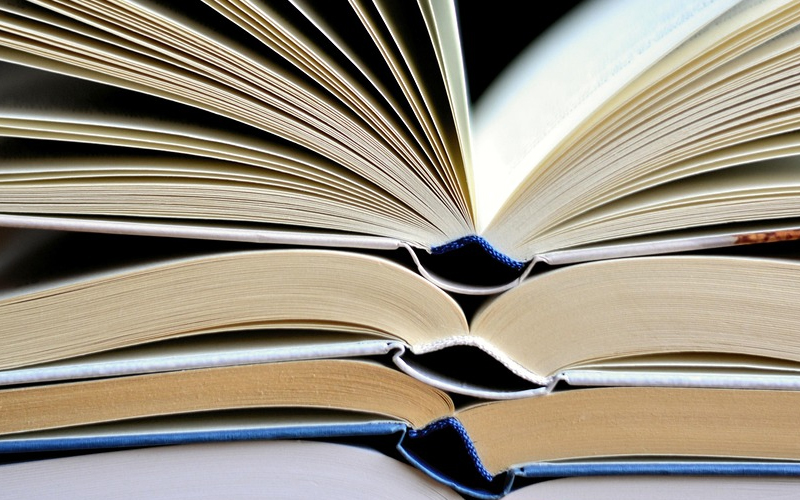 saddle stitch vs perfect bound